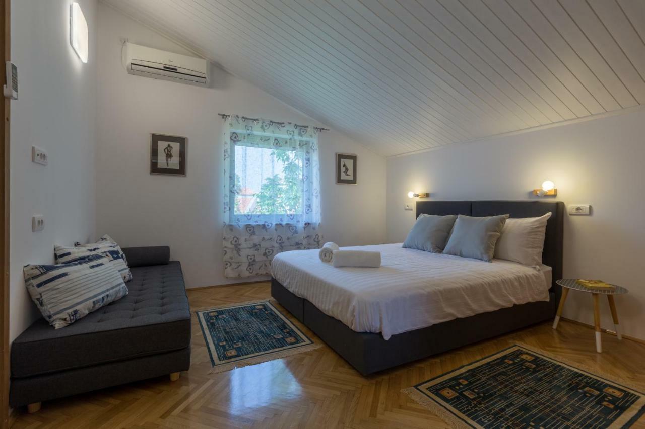 Apartment Lungera PUY Eksteriør bilde