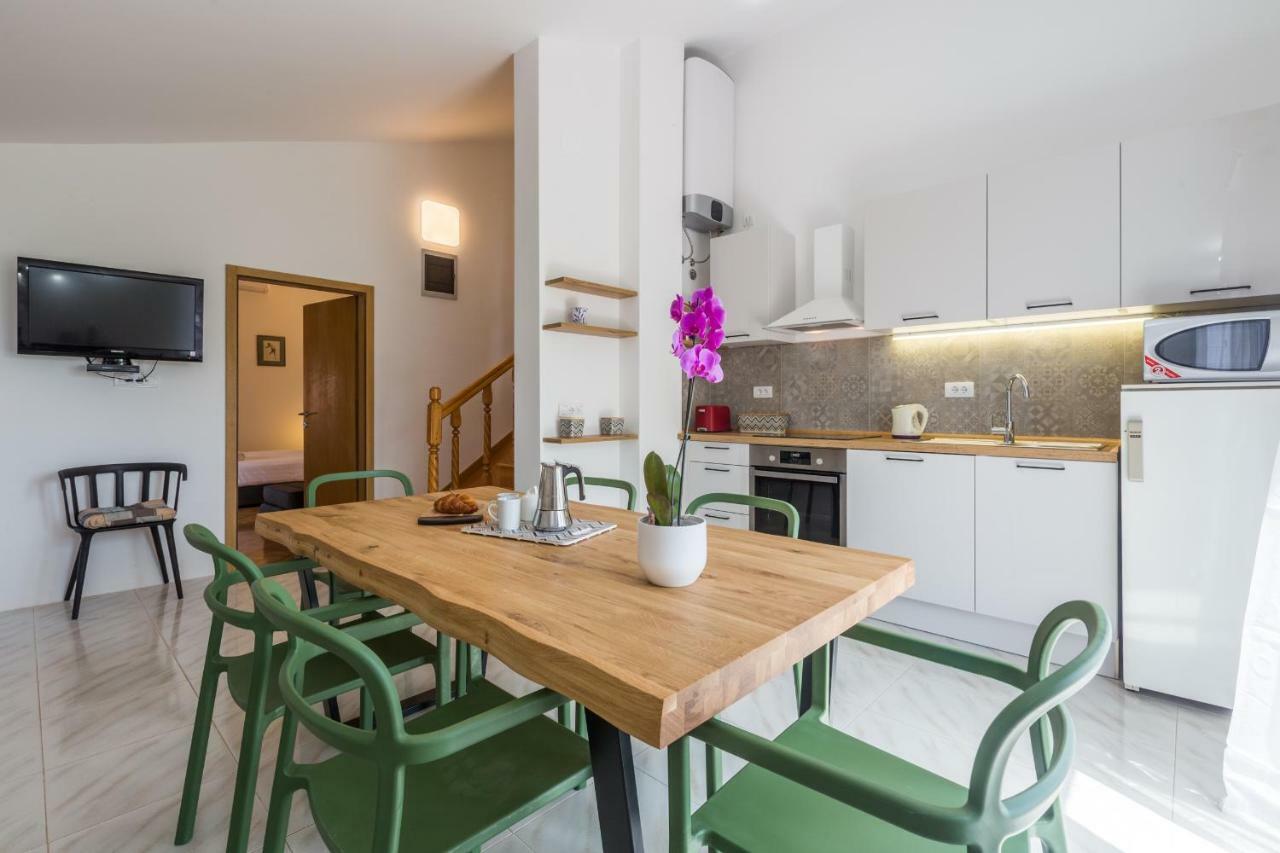 Apartment Lungera PUY Eksteriør bilde